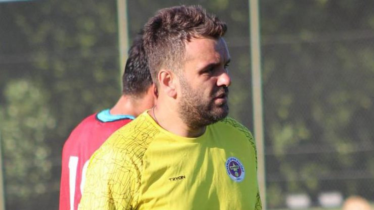 Menemensporda Ramazan Kurşunlu istifa etti