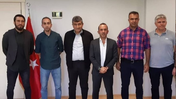 Egemen Korkmaz, Mehmet Özdilekin yardımcısı oldu Egemen Korkmaz, Mehmet Özdilekin yardımcısı oldu