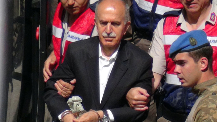 Sıcak gelişme... Eski valinin cezası arttı İş adamları tutuklandı...