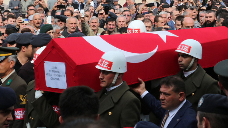 Şehit Piyade Uzman Onbaşı Meşeci, gözyaşlarıyla uğurlandı