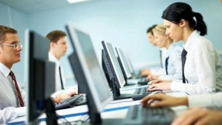 3.5 milyon memura ödül sistemi geliyor 3.5 milyon memura ödül sistemi geliyor