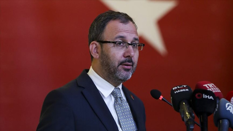 Bakan Kasapoğlu: Yarınki maçta inşallah EURO 2020nin anahtarını alacağız Bakan Kasapoğlu: Yarınki maçta inşallah EURO 2020nin anahtarını alacağız