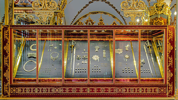 Bilen, duyan, gören varsa söylesin... 500 bin Euro...