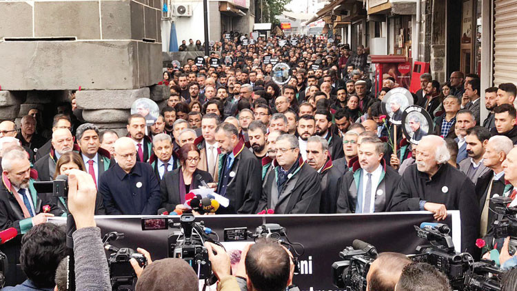 Dört ayaklı minarede dördüncü yıl anması