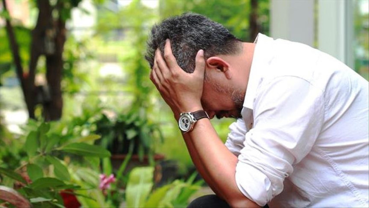 Kulak ağrısına ne iyi gelir, nasıl geçer Geçmeyen kulak ağrısının belirtileri, nedenleri ve evde tedavisi için doğal yöntemler