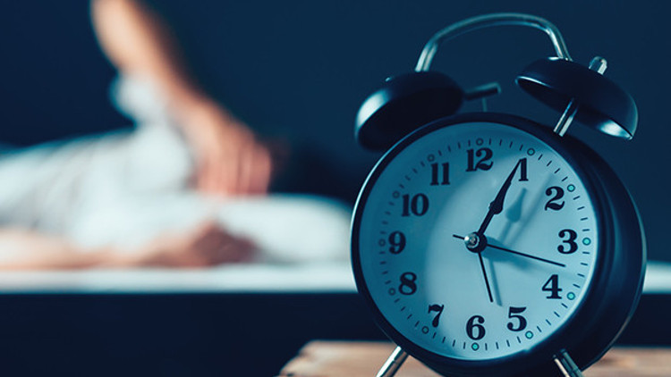 Rüyada eski sevgiliyi görmek ne anlama gelir Rüyada eski sevgiliyle konuşmak ve barışmak ne demek