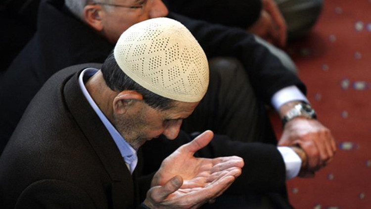 Celcelutiye duası nedir Arapça - Türkçe okunuşu ve fazileti