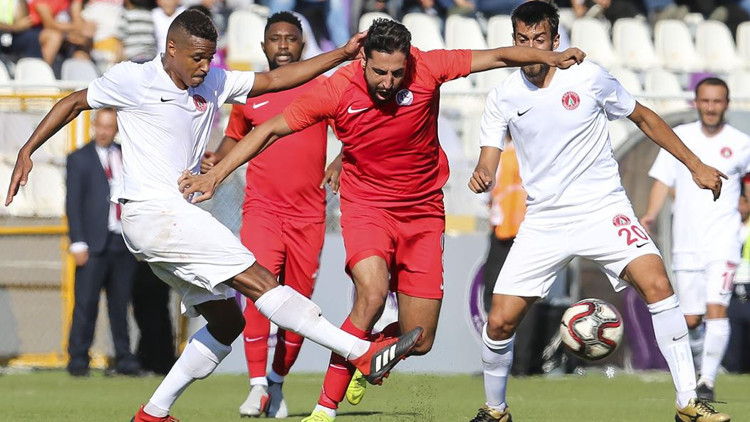 15 golle iddialı yürüyüş