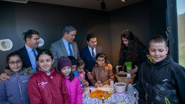 Bodrumdaki tır okulları gezerek minik öğrencilere bilim ve sanat öğretecek Bodrumdaki tır okulları gezerek minik öğrencilere bilim ve sanat öğretecek