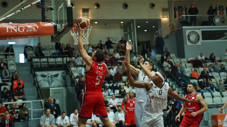 Beşiktaş Sompo Sigorta: 91 - Bahçeşehir Koleji: 92