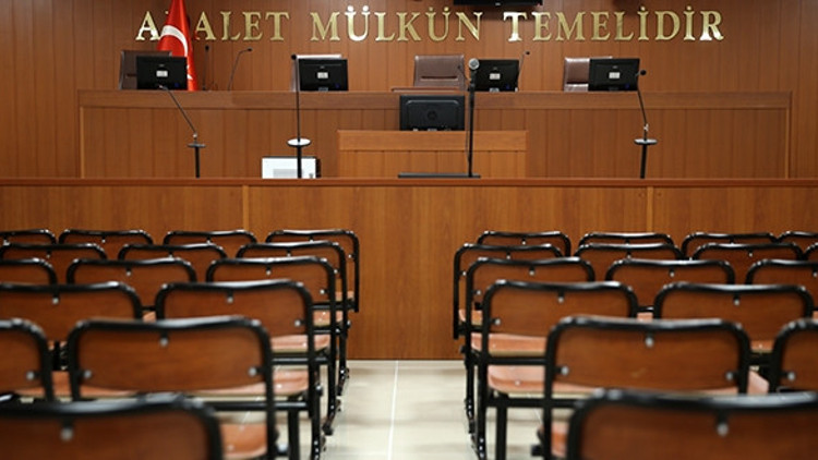 Sözcü Gazetesi sahibi ve yazarları hakkındaki davanın gerekçeli kararı açıklandı Sözcü Gazetesi sahibi ve yazarları hakkındaki davanın gerekçeli kararı açıklandı