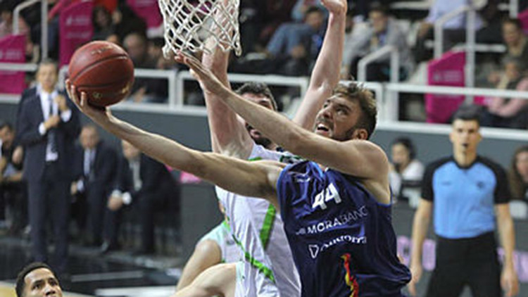 Morabanc Andorra 63-69 TOFAŞ Morabanc Andorra 63-69 TOFAŞ