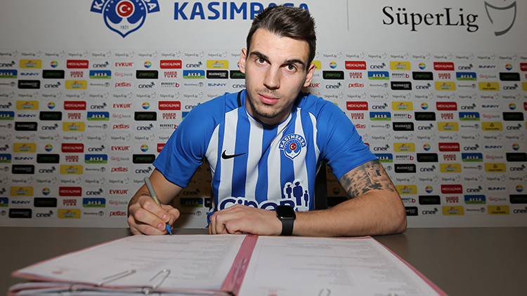 Kasımpaşa, genç sol bek Berk Çetini transfer etti