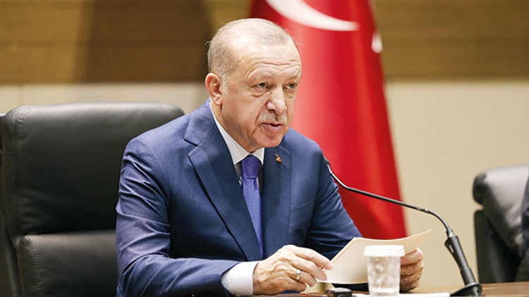 Miçotakis  oyunu yanlış  oynuyor