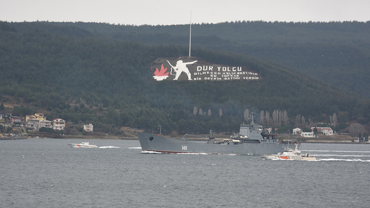 Rus savaş gemisi Orsk Akdenize iniyor