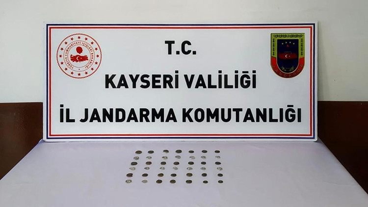 Jandarmadan tarihi eser operasyonu: 2 gözaltı