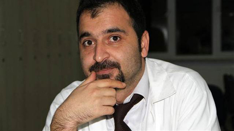 Kazada ölen öğretmenin okulunda yas