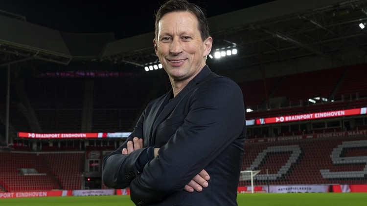 Son Dakika | Fenerbahçenin gündemindeki Roger Schmidt imzayı attı Yeni takımı PSV...