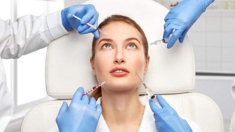 Aynı Anda Birden Fazla Estetik Yaptırılabilir mi Aynı Anda Birden Fazla Estetik Yaptırılabilir mi