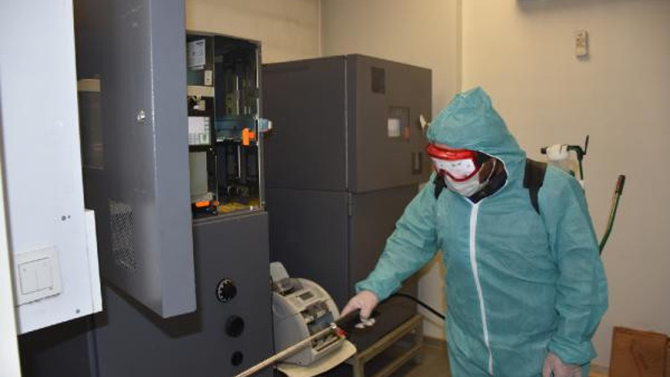 Beytüşşebapta koronavirüse karşı dezenfeksiyon Beytüşşebapta koronavirüse karşı dezenfeksiyon