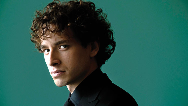 Cem Yiğit Üzümoğlu 10 yıl sonrası için hayalim:Hayatta olmak Cem Yiğit Üzümoğlu 10 yıl sonrası için hayalim:Hayatta olmak