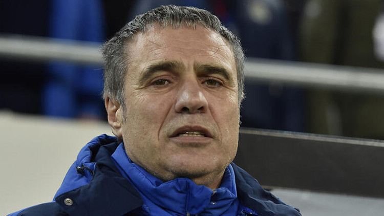 Ersun Yanaldan corona virüs çağrısı