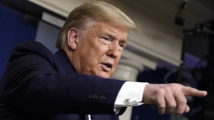 Donald Trumptan flaş corona virüs açıklaması: Çin ile birlikte çalışacağız