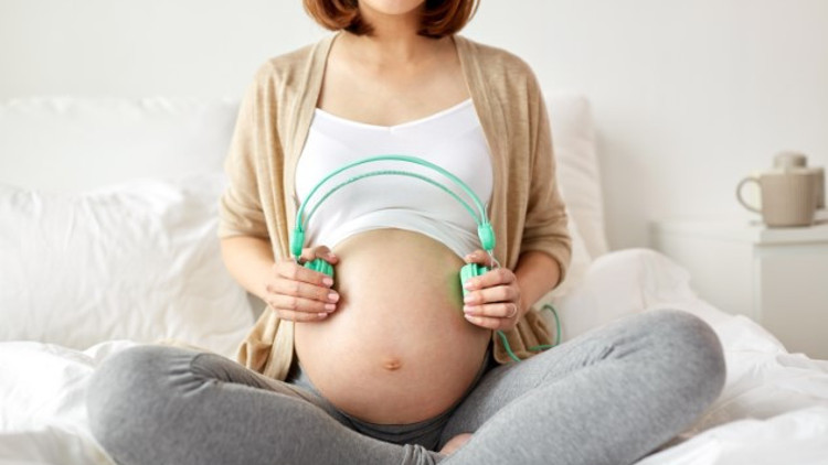 Koronavirüs, Anne Karnındaki Bebeğe Geçer mi Koronavirüs, Anne Karnındaki Bebeğe Geçer mi