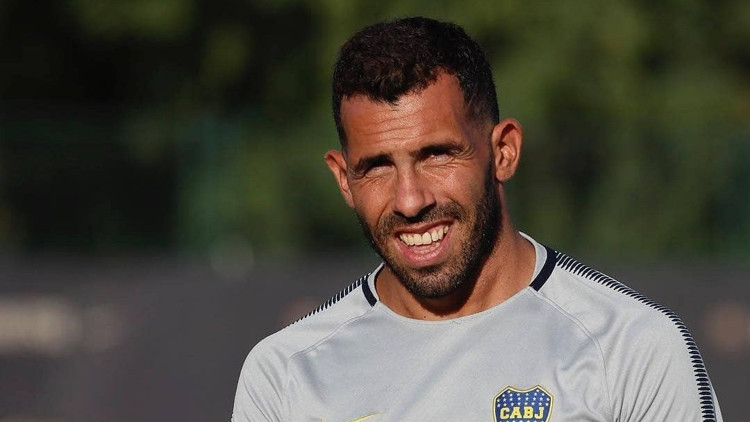 Carlos Tevez: Futbolcular, aktörler yoksul mahallelere yardımda bulunmalı...