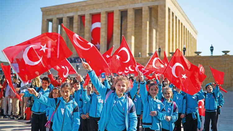 Ev ev 100’üncü yıl kutlanacak Ev ev 100’üncü yıl kutlanacak