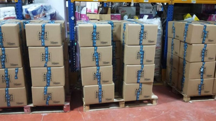 KGKnın gıda paketleri gazetecilere dağıtıldı