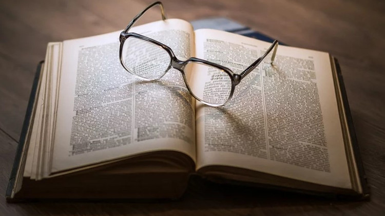 Evde okunacak en iyi 10 kitap sizce hangisi