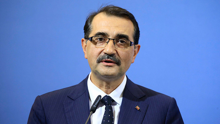 Bakan Dönmezden enerji sektörü çalışanlarına teşekkür