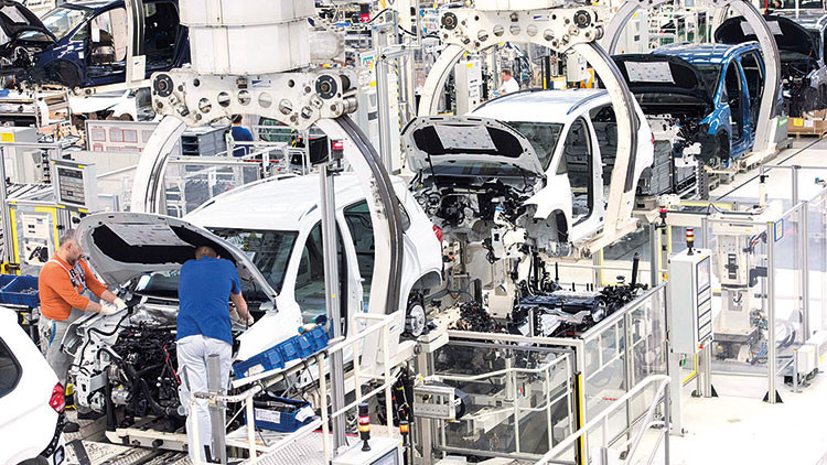 Otomotivde ilk cemre düştü Honda ve Mercedesten yeni karar