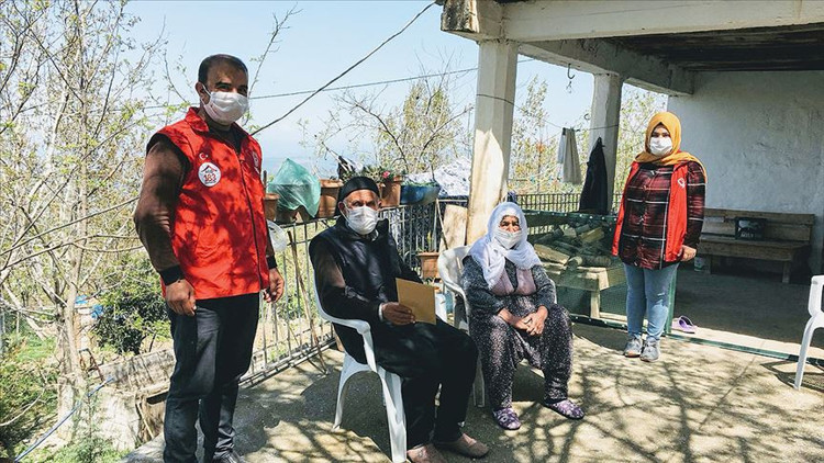 Devletin şefkat eli evden çıkamayan şehit aileleri ve gazilerin yanında