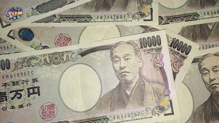 Japonya parasal genişlemeyi artırdı Japonya parasal genişlemeyi artırdı