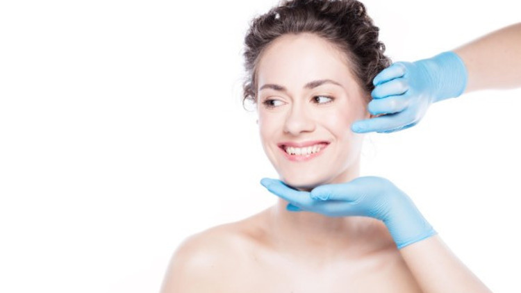 Yüz ve Boyun Germe Estetikleri Nelerdir