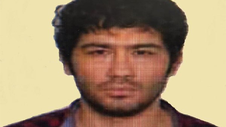 Annesinden hatıra battaniyeyi vermeyince bıçaklandı