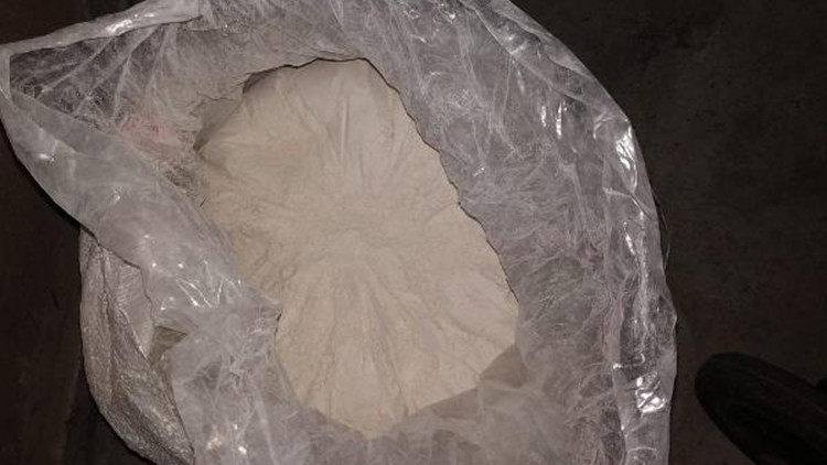 Vanda gümrük kaçağı kudret narı tozu ele geçirildi Vanda gümrük kaçağı kudret narı tozu ele geçirildi