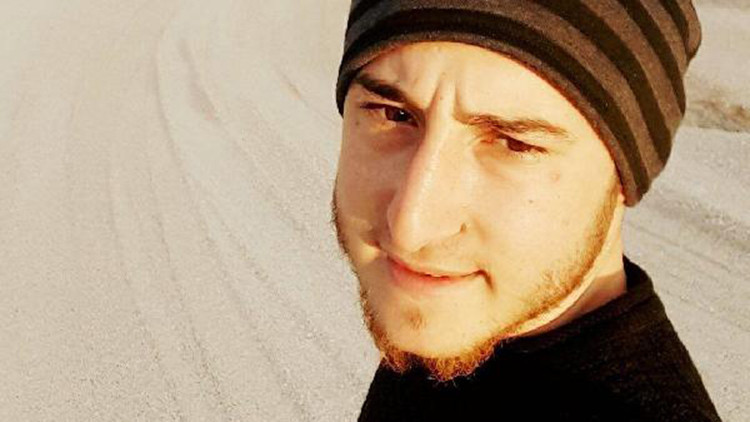 Devrilen iş makinesinin yaralanan operatörü, hastanede yaşamını yitirdi Devrilen iş makinesinin yaralanan operatörü, hastanede yaşamını yitirdi