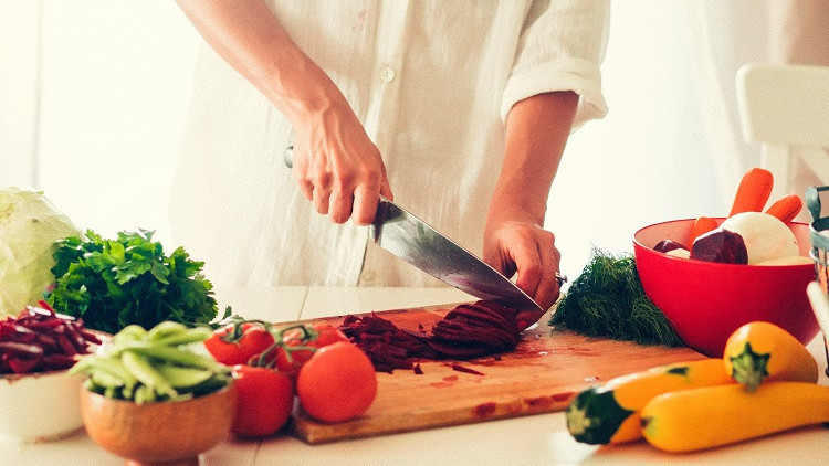 Sağlıklı Bir Yaz Geçirmek İçin 10 Öneri Sağlıklı Bir Yaz Geçirmek İçin 10 Öneri