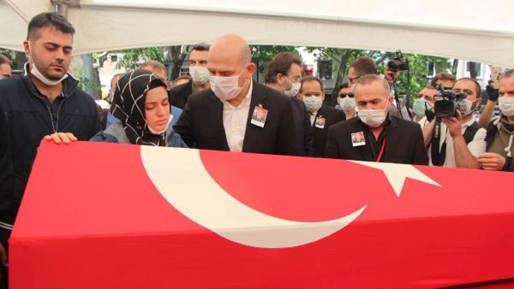 Şehit polis Atakan Arslan son yolculuğuna uğurlandı