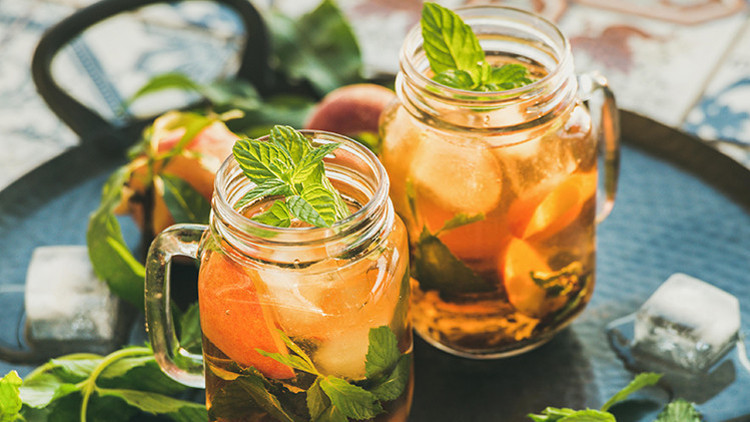 Sıcaklara birebir: Ev yapımı soğuk çay