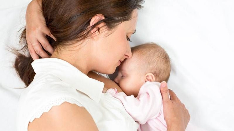 Emzirme, doğum sonrası kilo vermeyi hızlandırıyor