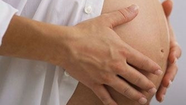 Doğum sonrası estetik için acele etmeyin Doğum sonrası estetik için acele etmeyin
