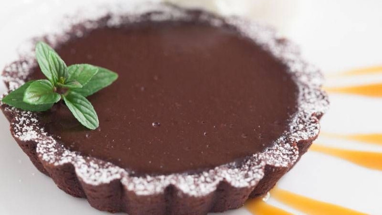 Çikolata çılgınlarına Bu tart enfes...