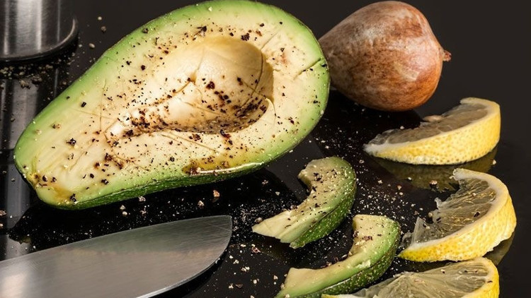 Sağlık kaynağı avokadonun bilinmeyenleri