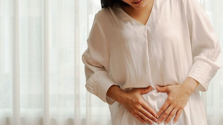 Çok sıcak içilen çay mide kanserine sebep oluyor