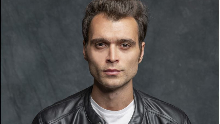 Mucize Doktorun Doruku Hakan Kurtaş kimdir Mucize Doktorun Doruku Hakan Kurtaş kimdir