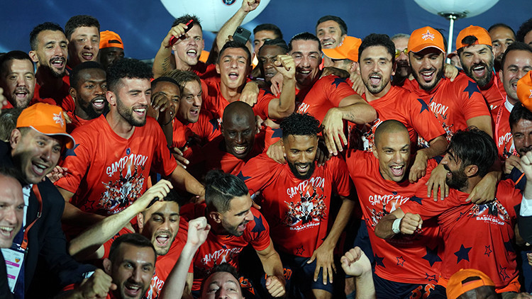 Başakşehirin gol yükünü üç yıldız çekti